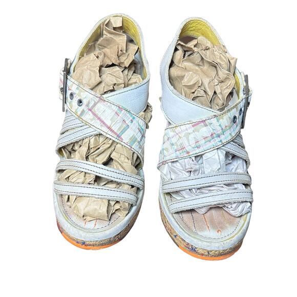 The Art Company Multicolor Graffiti Wedge Sandals - Size 7.5 - Picture 16 of 16